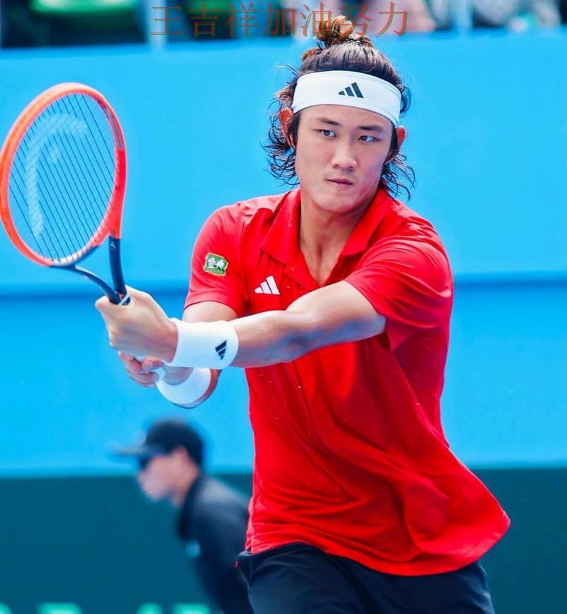 张之臻在世界杯预选赛中逆境中爆发帮助球队止跌 也让外界重新评估球队实力 张之臻在世界杯预选赛中逆境中爆发帮助球队止跌 也让外界重新评估球队实力